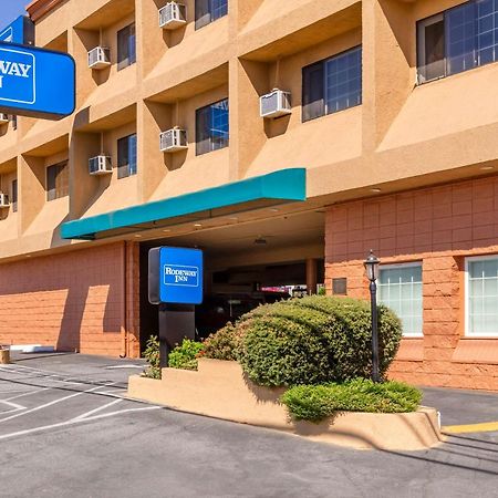 Rodeway Inn Оберн Экстерьер фото