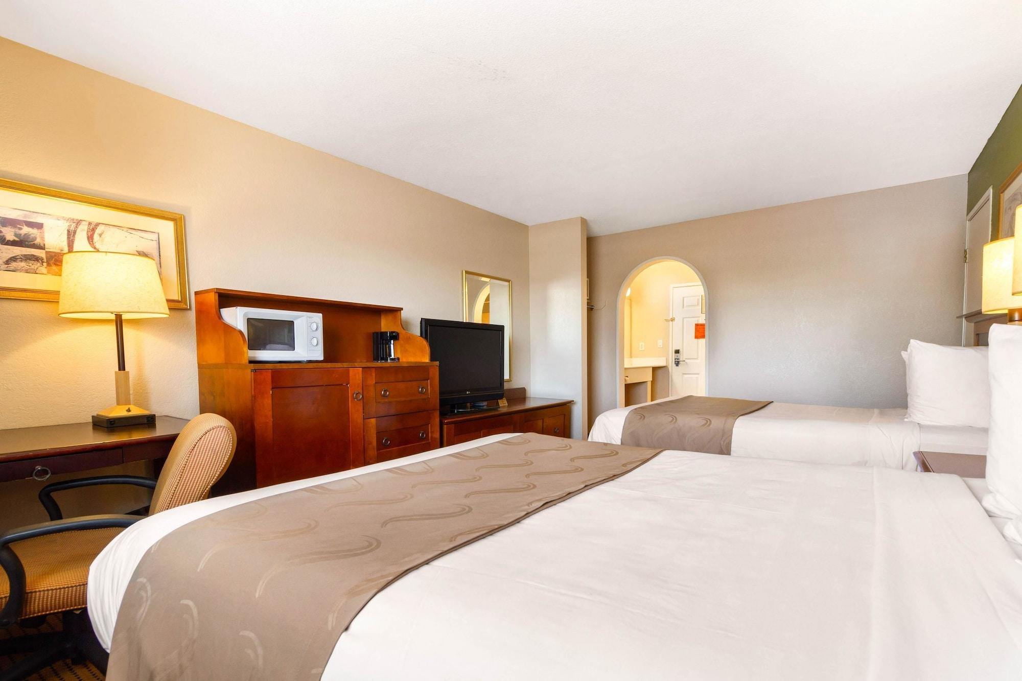 Rodeway Inn Оберн Экстерьер фото