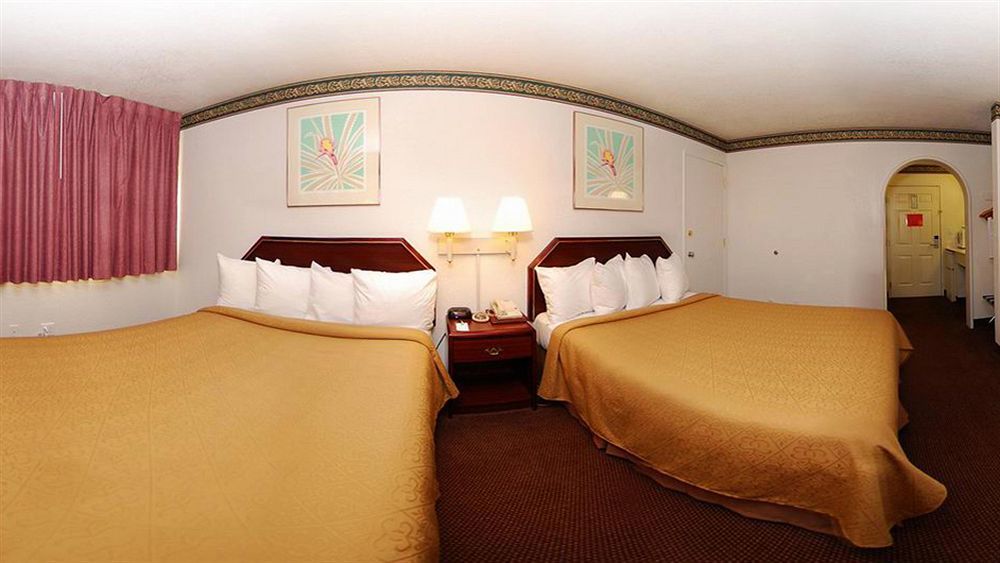 Rodeway Inn Оберн Экстерьер фото