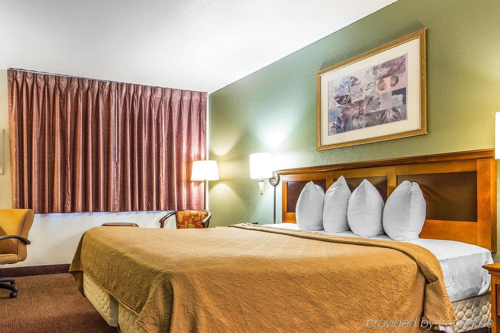 Rodeway Inn Оберн Экстерьер фото