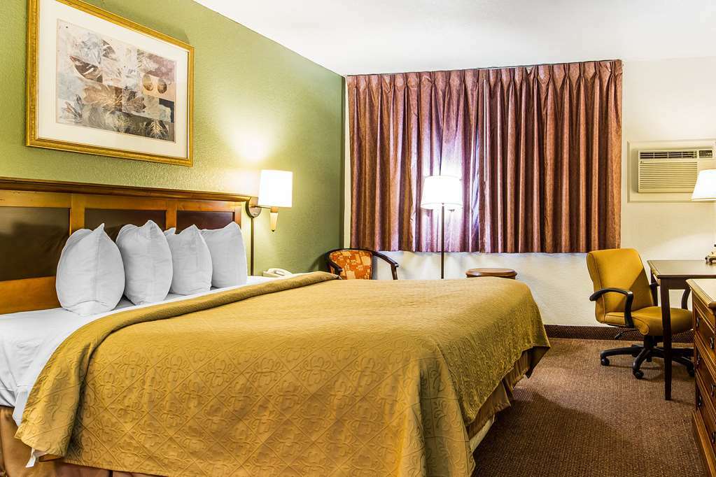 Rodeway Inn Оберн Номер фото