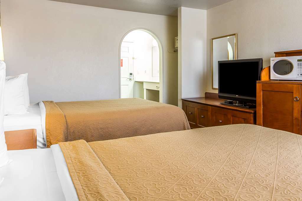 Rodeway Inn Оберн Номер фото