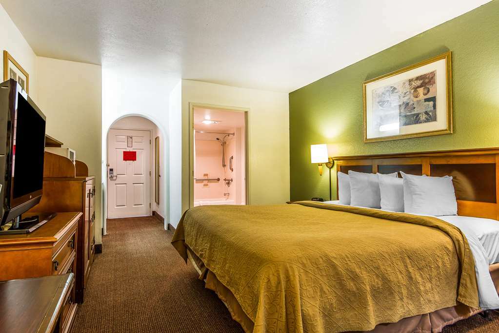 Rodeway Inn Оберн Номер фото
